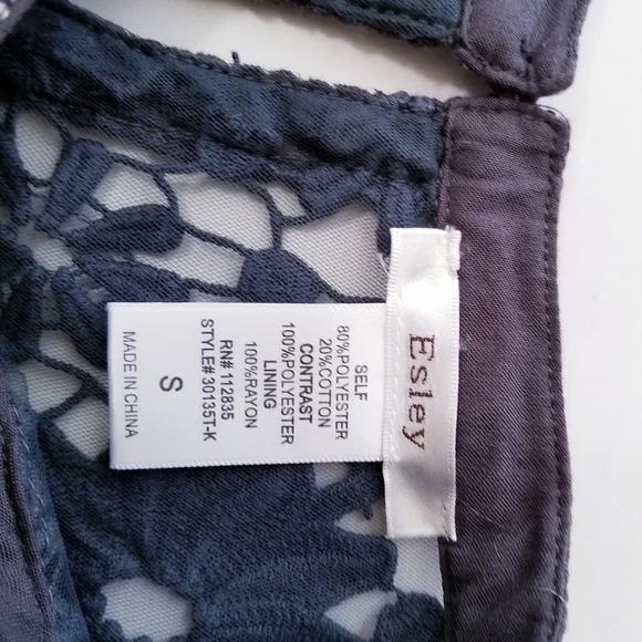 Esley | Floral Flare Top + Lace, Gray Small - Picture 8 of 11